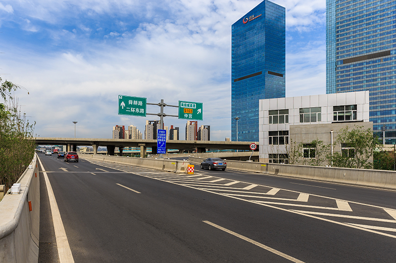 春回大地催新綠，植樹造林正當時——依愛消防組織開展義務(wù)植樹活動